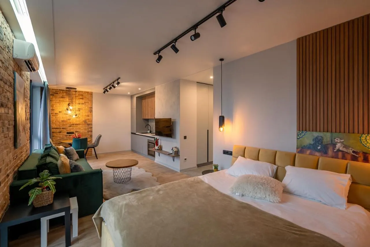 Slavutich Ecoloft Studios Kyiv 0*,